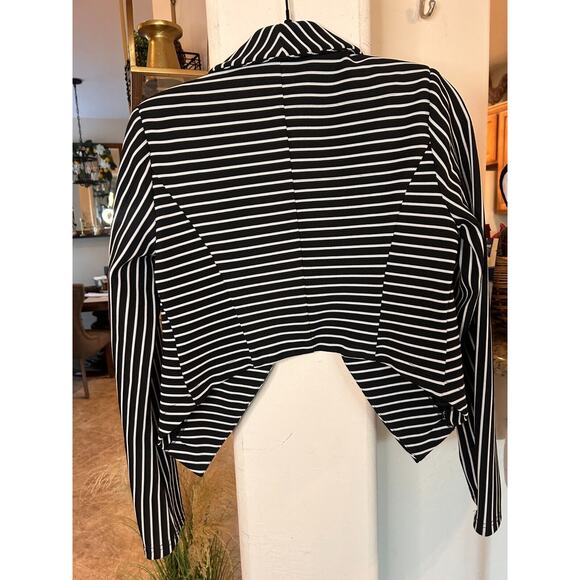 Michel Open Front Black and White Striped Tuxedo Blazer Small 2-6 BOGO - Picture 5 of 5